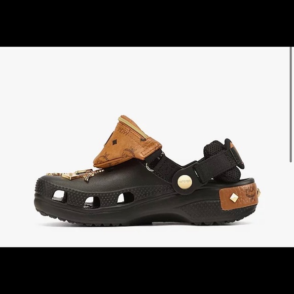 Brand New MCM Vs Crocs - Picture 4 of 4